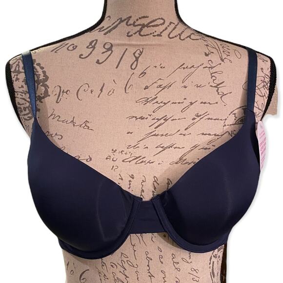 Undies Classic Underwire Microfiber Adjustable T-Shirt Bra 36C - Picture 2 of 3